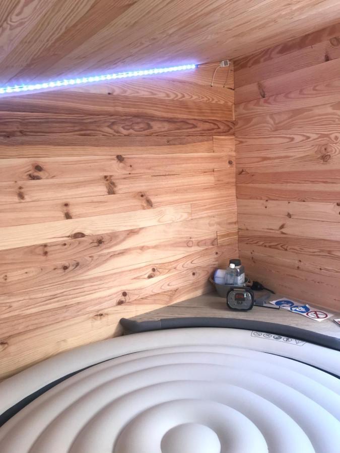 Gite Du Serre De Boudre Climatise, Spa Permanent Buisson Exteriör bild